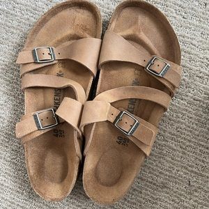 Birkenstock - Salina - like new! Never worn outdoors.